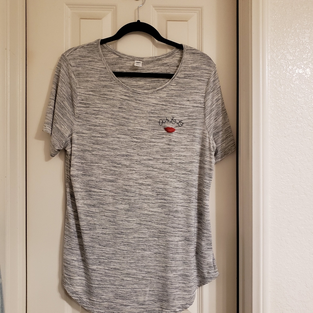 Short sleeve top